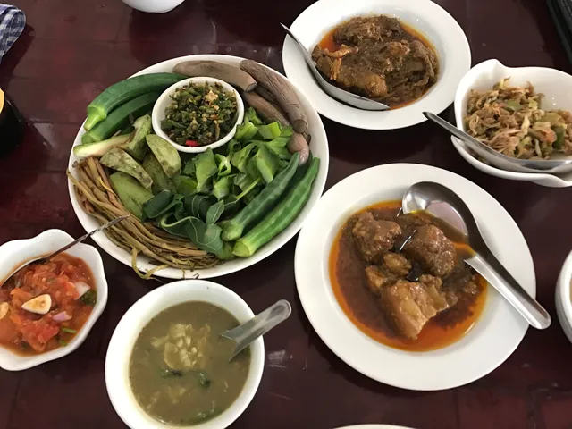 Mawlamyine Daw Ngwe Kyi