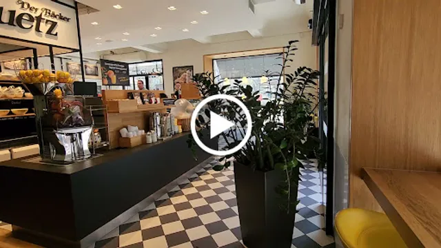 Der Bäcker Ruetz - Boznerplatz