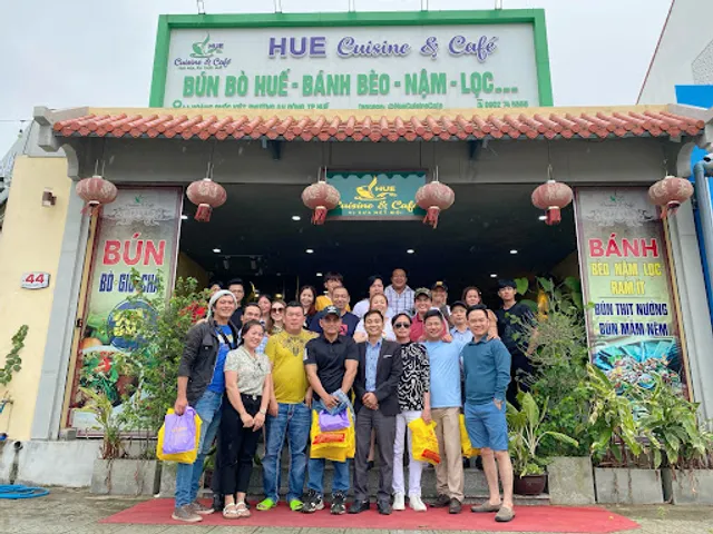 Hue Cuisine - Đặc sản Huế: Bánh bèo, nậm, lọc
