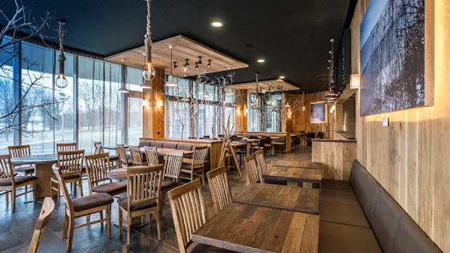 Pier 1 - Restaurant & Eiscafé am Stadthafen Senftenberg