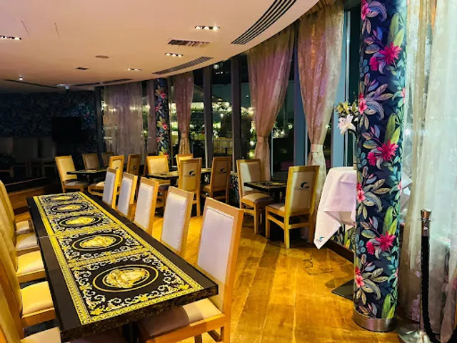 Banyan on the Thames