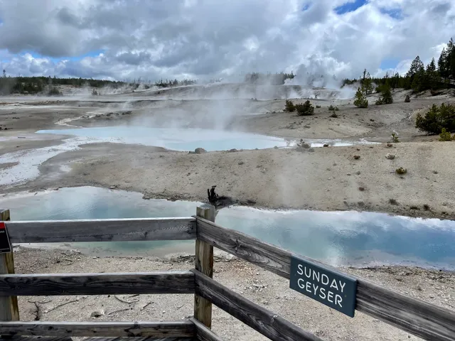 Sunday Geyser
