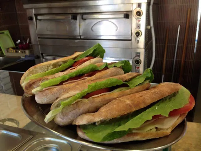 Σερραίος Γέρακας