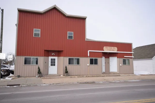 Red Side Inn and Campground