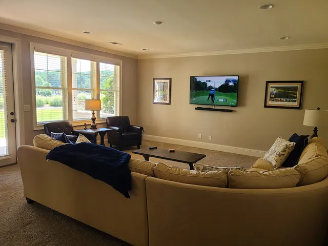 Reynolds Lake Oconee Cottage Check-In