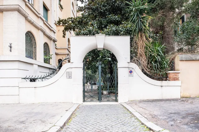 Vatican36 Guest House