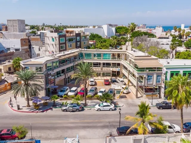 Baja Mar Apartments & Plaza