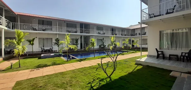 FabHotel Morjim Bliss