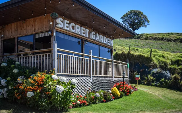 Hotel Cabañas y Mirador Secret Garden CR