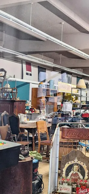 City Plaza Mall & Flea Market