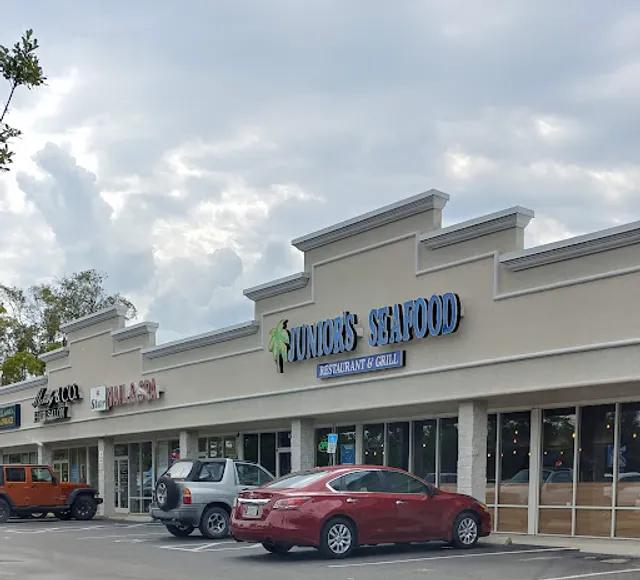 Junior's Seafood Restaurant & Grill
