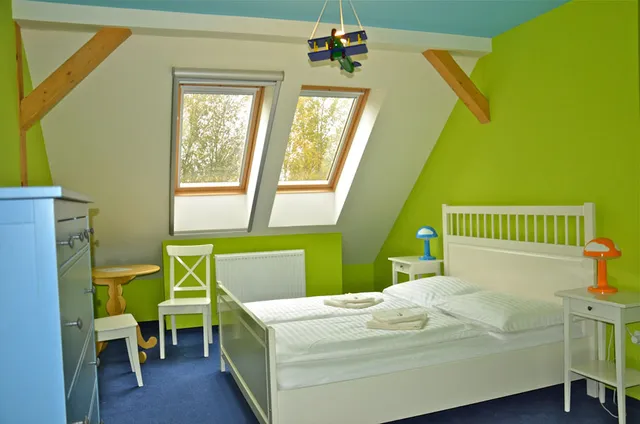 Children's and family pension Molyneux