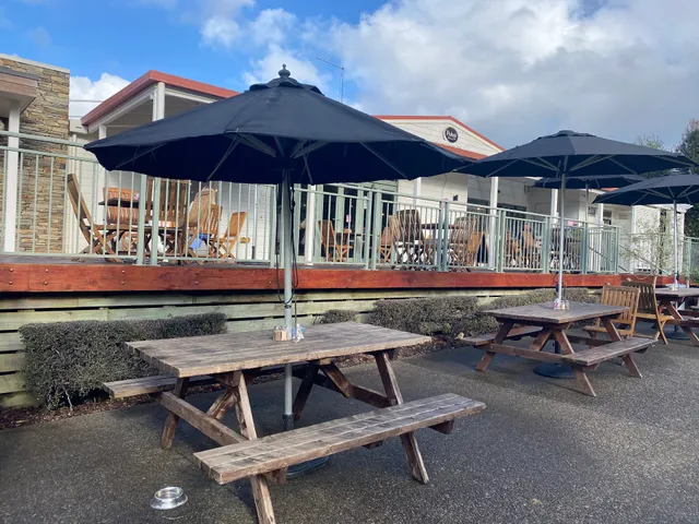 Puhoi Valley Cafe & Cheese Store