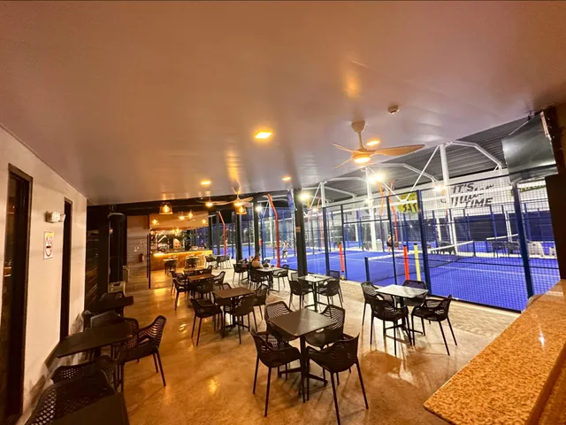 Marley's Onion Burgers @ Padel Chiriqui