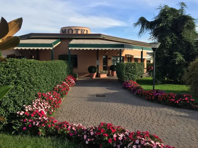 Luna Hotel Motel - Segrate - Linate - Novegro (Milano)