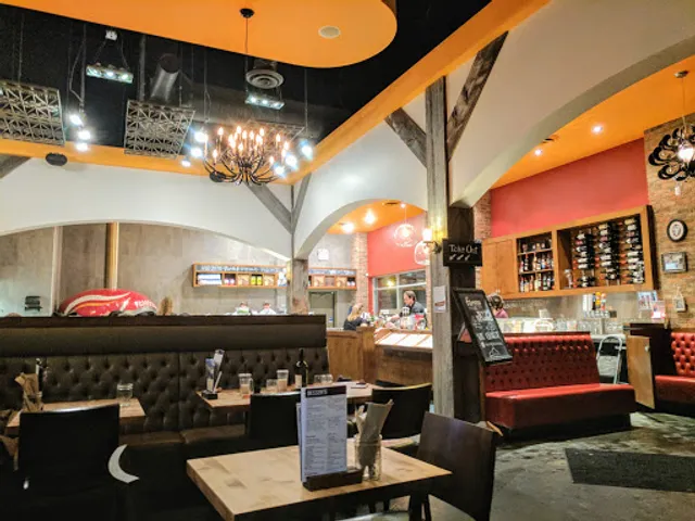 Famoso Italian Pizzeria - McKenzie Towne