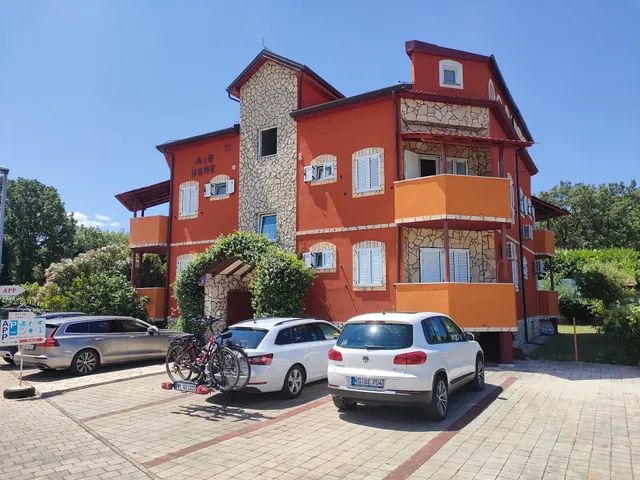 Apartments Dugonjić