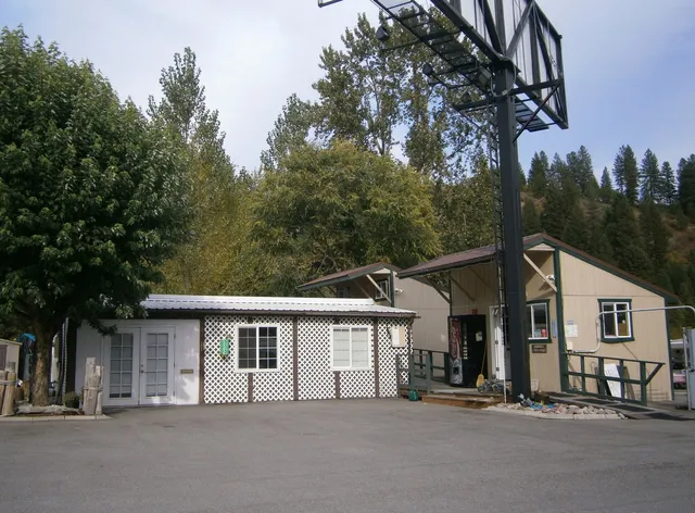 By The Way Campground