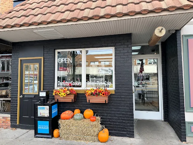 Lev's Bakery Shop
