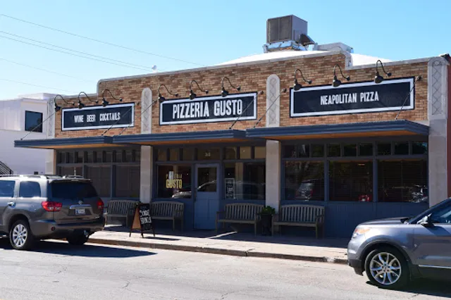 Pizzeria Gusto