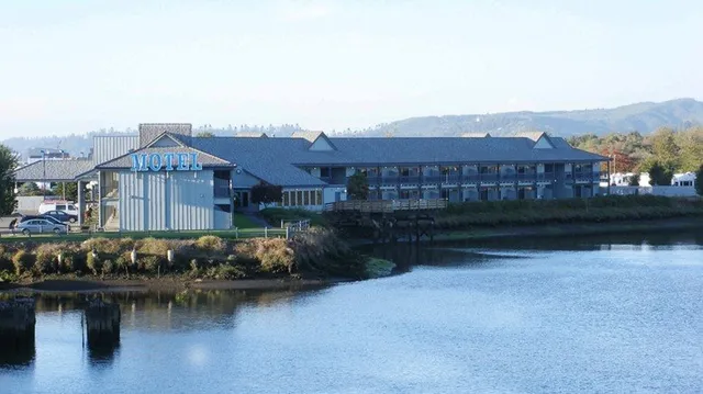 Edgewater Inn Coos Bay