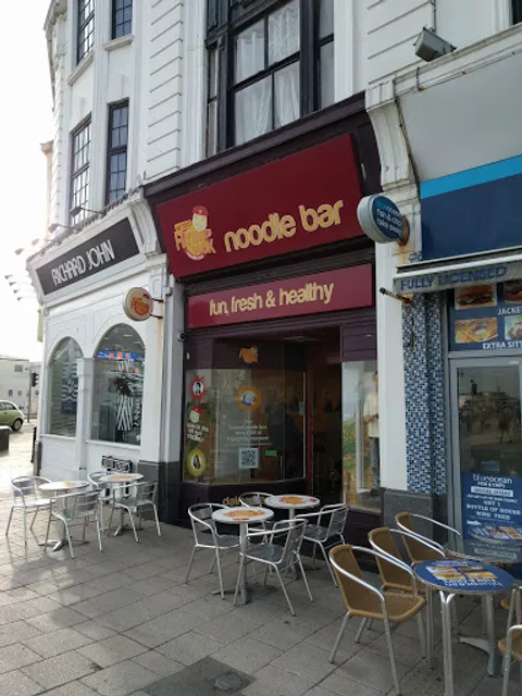 Mr Toys Flying Wok Noodle Bar