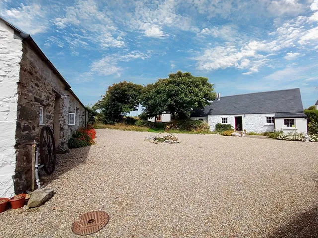 Trefechan Wen Coastal Barns & Camping