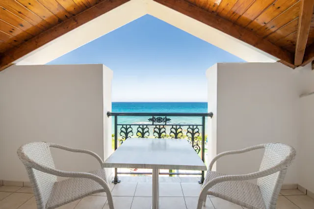 Achillion Restaurant, Apartments & Studios