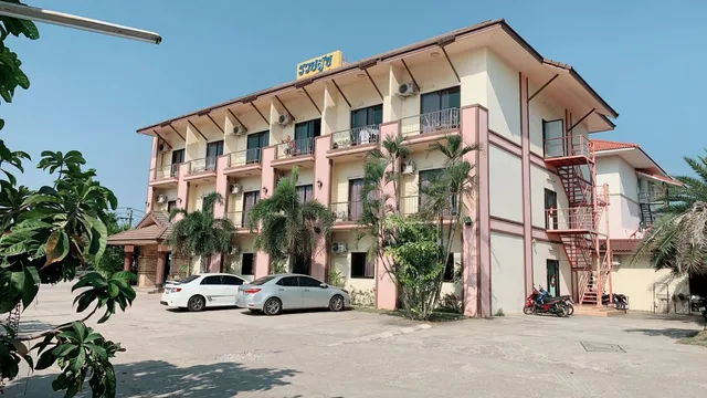 Ruysuk hotel & Swimming pool