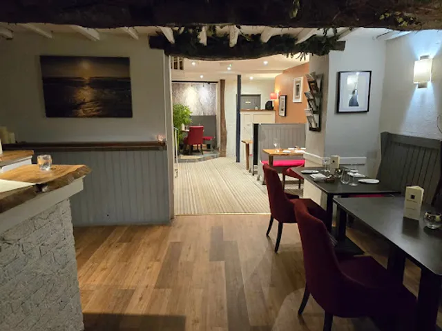 Maiden Arch by Robert Bryant