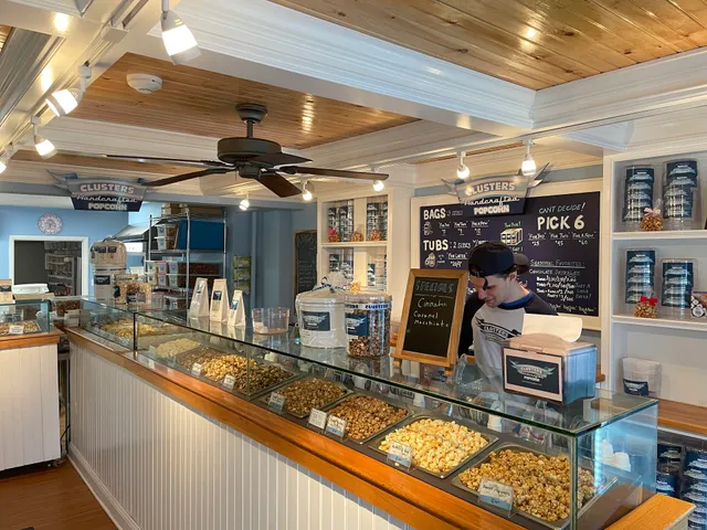 Clusters Handcrafted Popcorn- New Hope