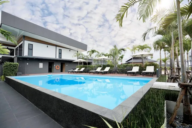 Morino Hotel Si Racha