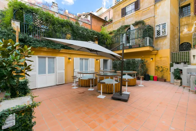 Trevi Contemporary Suite