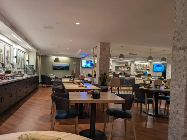 Manzanita Table & Bar