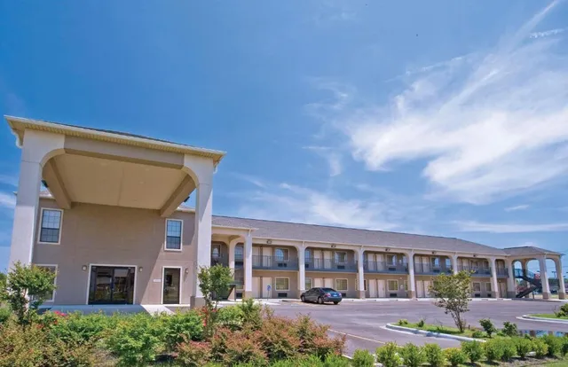 Homegate Inn & Suites