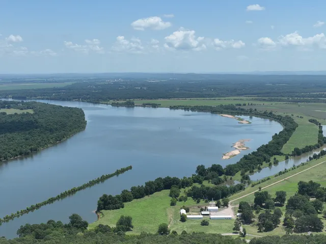 Petit Jean Grave Site