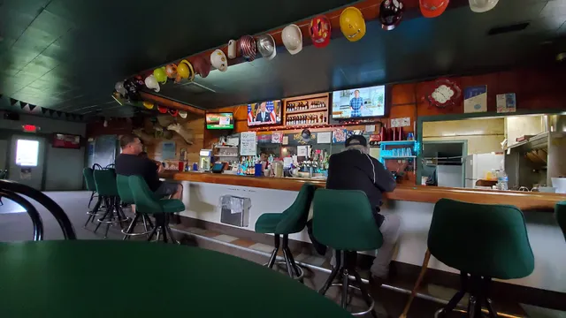 Hard Hat bar & Grill