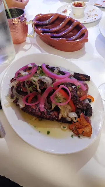 Morna Lounge and Grill