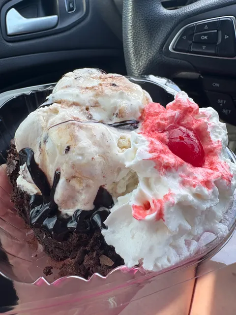 Big Dipper Creamery Fridley