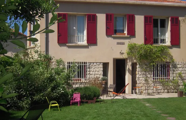 terre de Sienne à Marseille