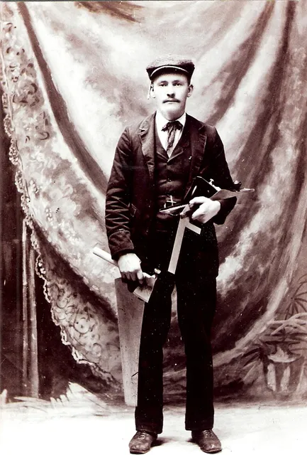 Uncle Hilde's Lumber Outlet