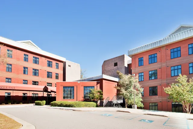 IHG Army Hotels Dozier Hall