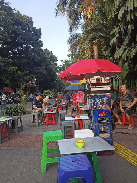 Gultik Blok M Plaza Pak Agus Budi