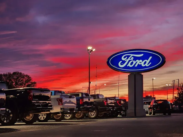 Crossroads Ford of Siler City
