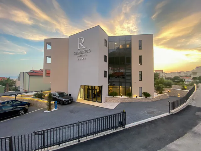 Aparthotel Remaneo