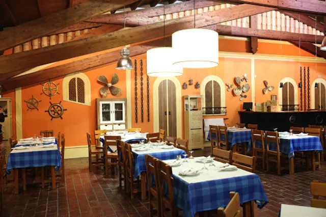 Restaurante - Churrasqueira Xicken & Cia.