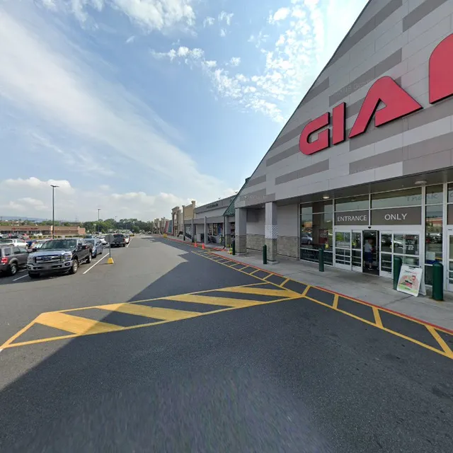 Beer Garden & Eatery At Harrisburg