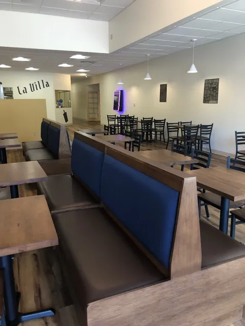 La Villa Burgers & Boba