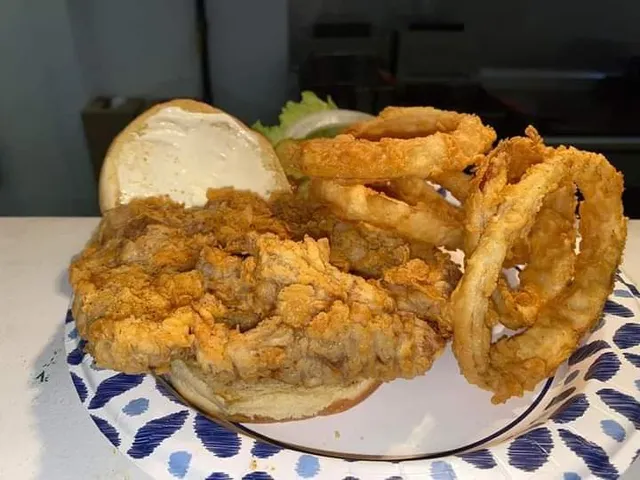 Casual Corner Carry Out