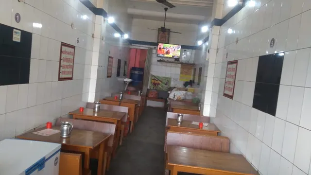 Saini Pavitra Bhojnalaya